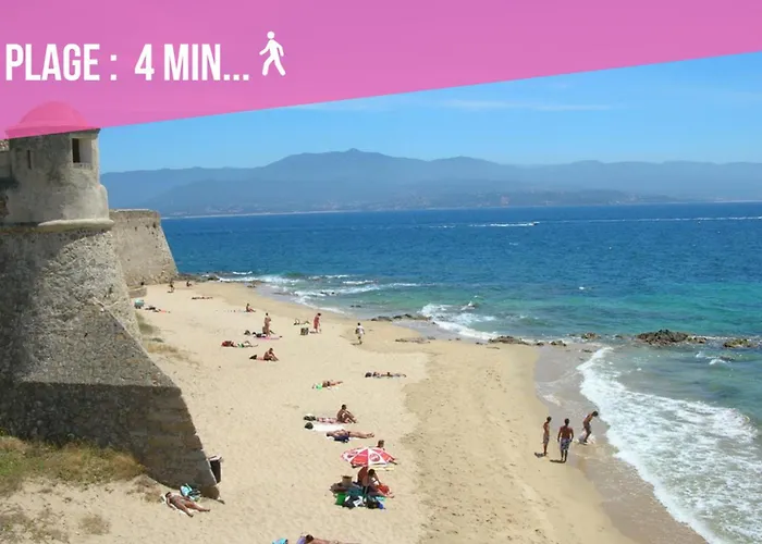 Madonuccia - Hypercentral Chic & Cosy אז'אקסיו